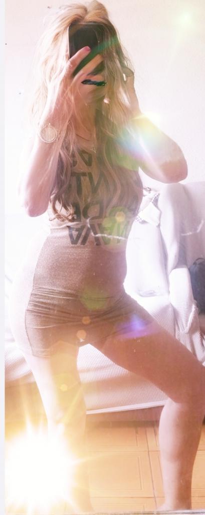 631826496: Chica busca chico en Alicante