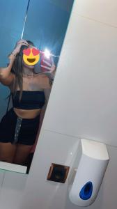611392455: Chica busca chico en Menorca