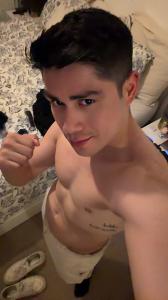692543750: Chico busca chica en Barcelona