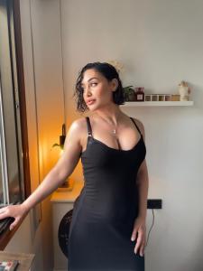 604266747: Chica busca chico en Pontevedra