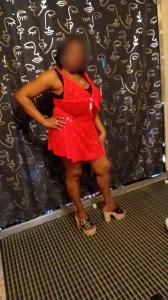 603708606: Chica busca chico en Barcelona