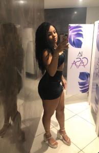602735649: Chica busca chico en Barcelona
