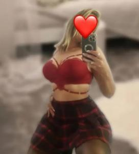 612202083: Chica busca chico en Gerona