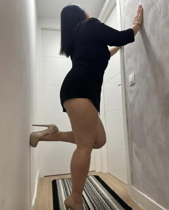Chica busca chico en Sevilla: 