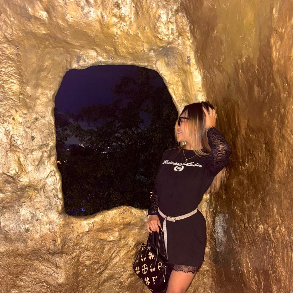 614711303: Chica busca chico en La Rioja