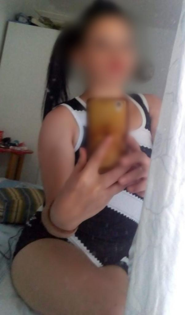 Chica busca chico en Granada: 
