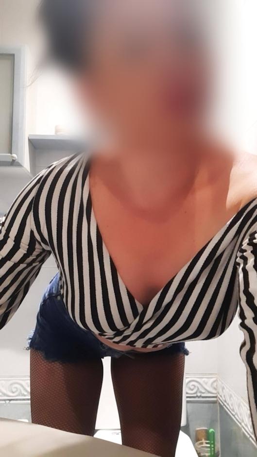 Chica busca chico en Granada: 