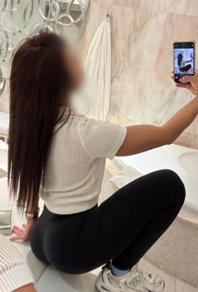 Chica busca chico en Mallorca: 