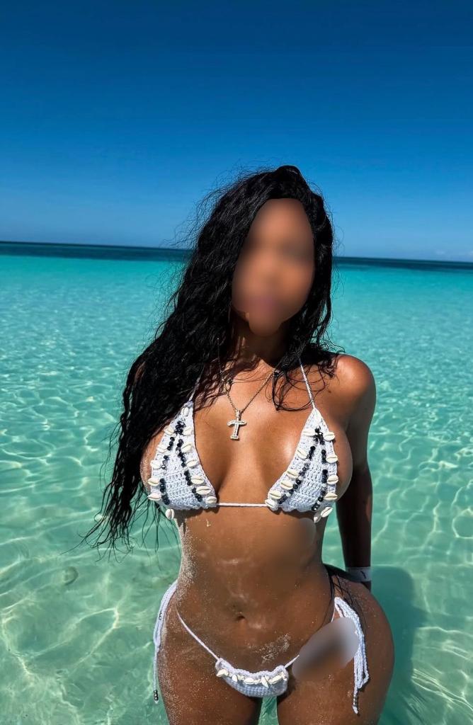 Chica busca chico en Barcelona: 