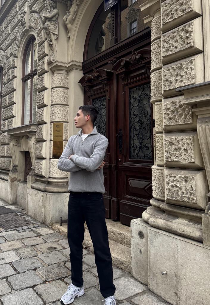 613627634: Chico busca chica en La Coruña