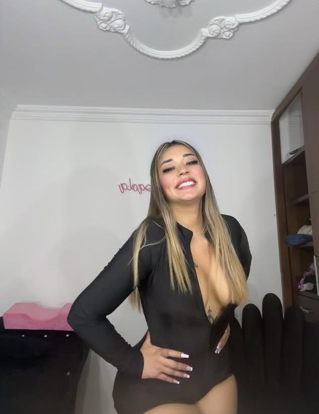657071822: Chica busca chico en Menorca