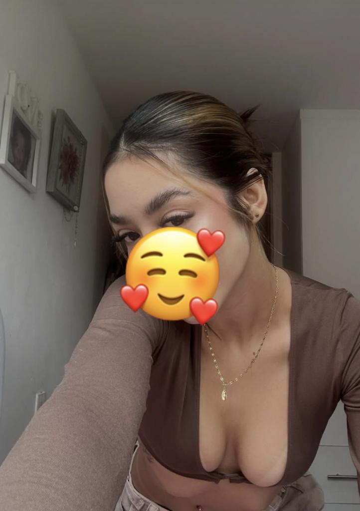 617185854: Chica busca chico en Cádiz