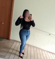 647145403: Chica busca chico en Alicante