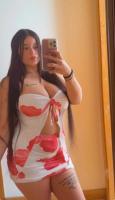 688394537: Chica busca chico en Madrid