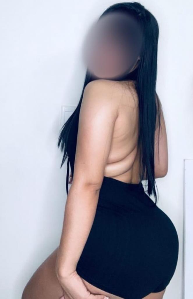 Chica busca chico en Orense: 