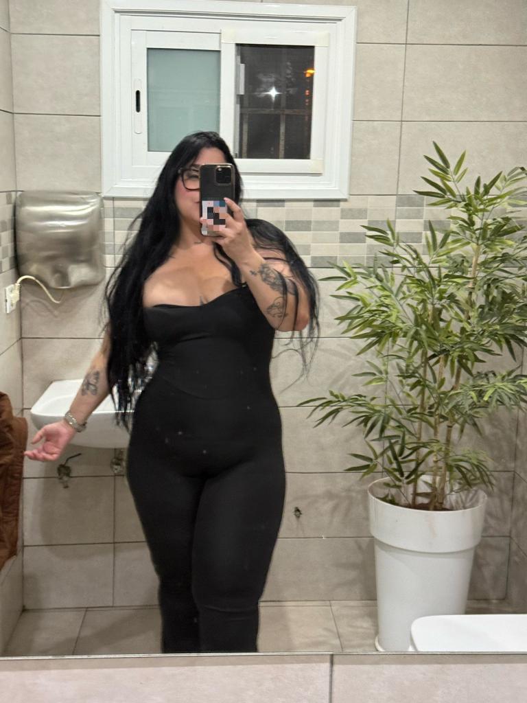 Chica busca chico en Tenerife: 