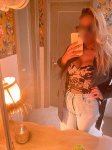 Chica busca chico en La Coruña: 