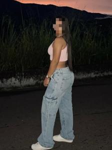 Chica busca chico en Huelva: 