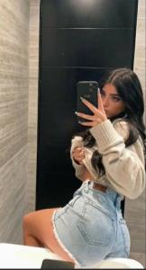 615827371: Chica busca chico en León