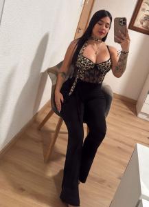 Chica busca chico en Granada: 