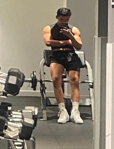 632570632: Chico busca chica en Barcelona