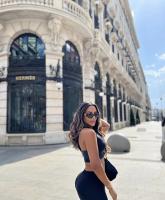 631466774: Chica busca chico en Gerona