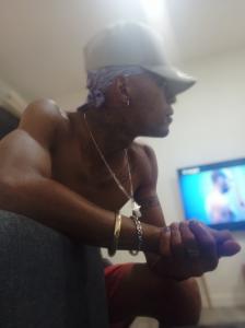 Chico busca chica en Málaga: 