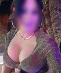 604247793: Chica busca chico en Lugo
