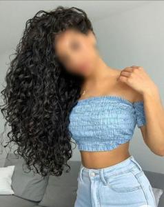 647356817: Chica busca chico en Tarragona