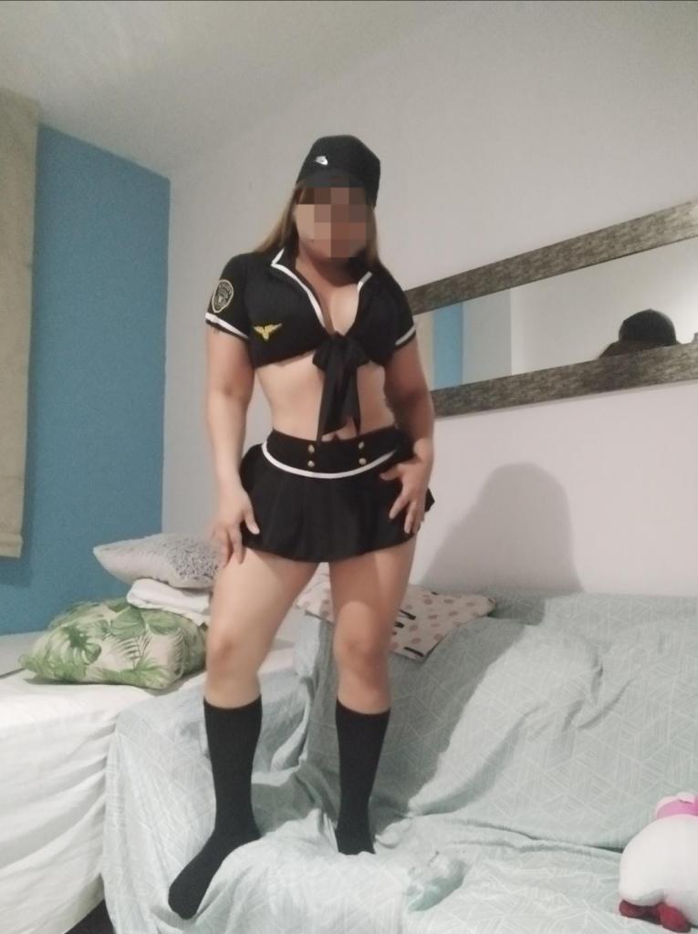 Chica busca chico en Almería: 