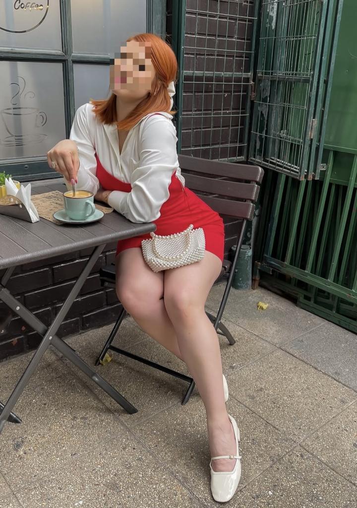 Chica busca chico en Almería: 