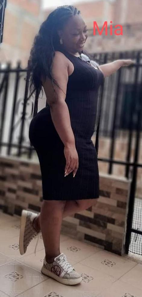 Chica busca chico en Almería: 