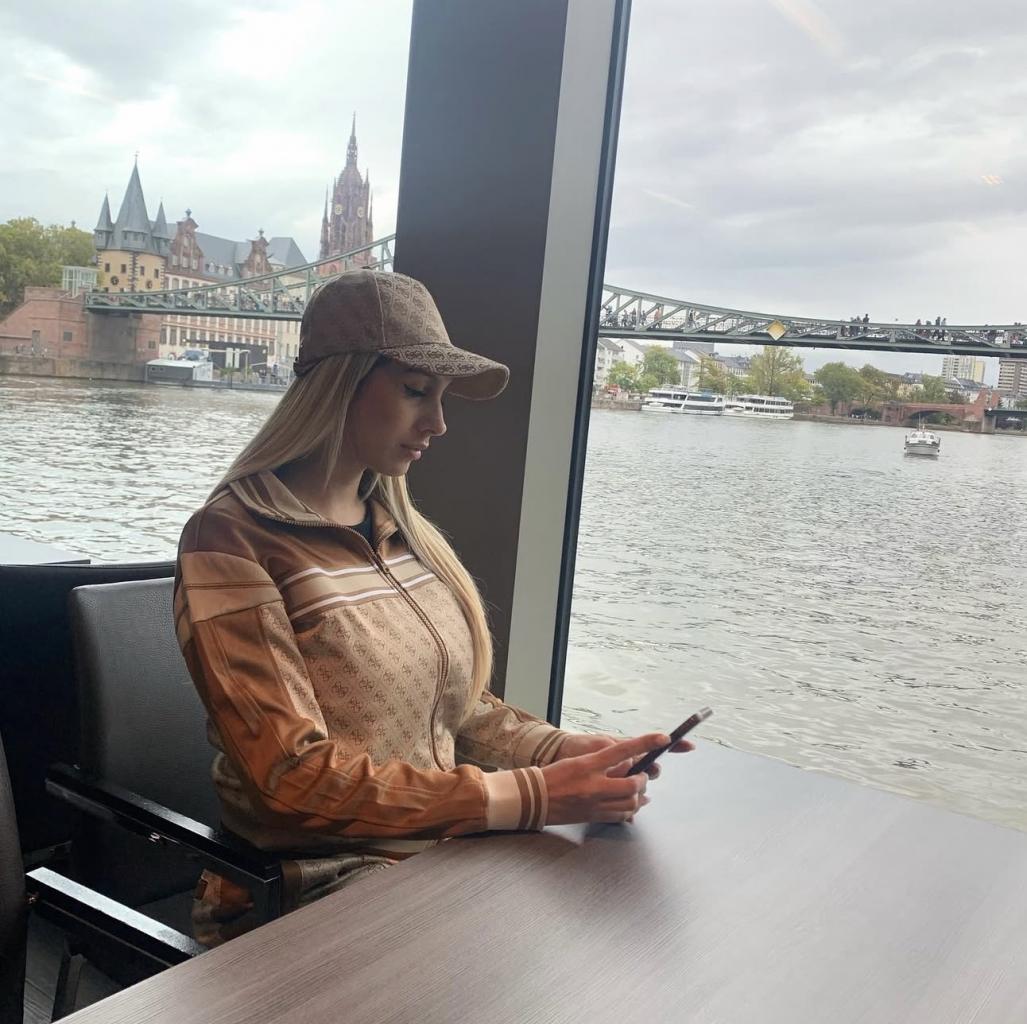 613628661: Chica busca chico en Madrid