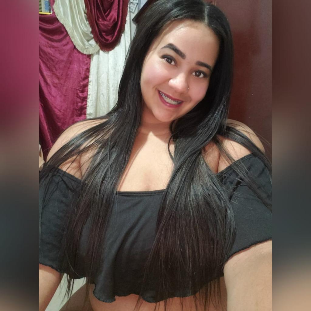 742085598: Chica busca chico en Cantabria