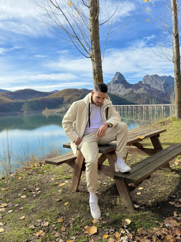 641918611: Chico busca chica en Madrid