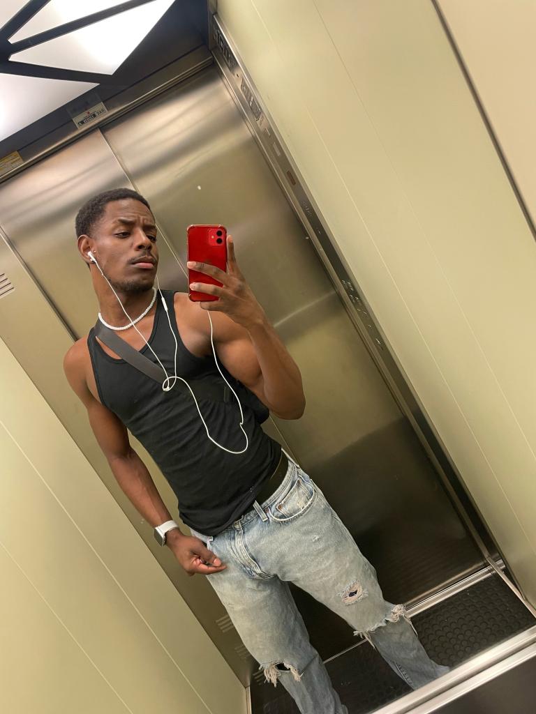 671155208: Chico busca chica en Asturias