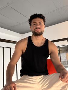 613839977: Chico busca chica en Murcia