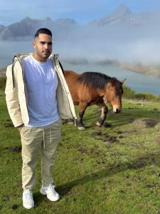 641918611: Chico busca chica en Madrid