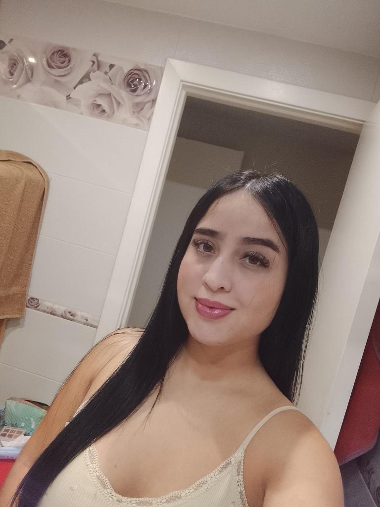 Chica busca chico en Almería: 