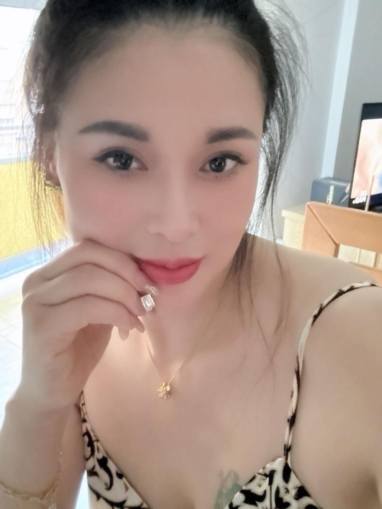 Chica busca chico en Zaragoza: 