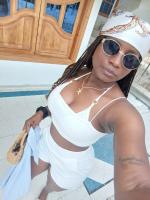 614936731: Chica busca chico en Barcelona