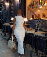 645104279: Chica busca chico en Barcelona