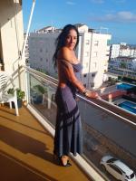 663922304: Chica busca chico en Barcelona