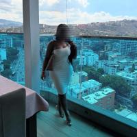 645104279: Chica busca chico en Barcelona