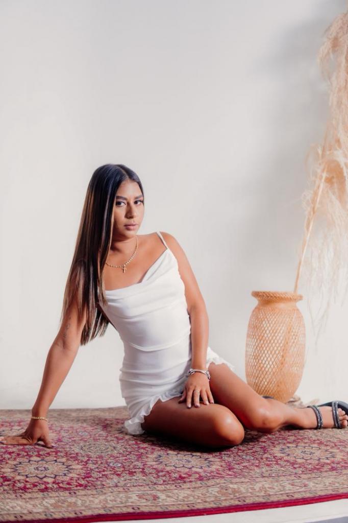 Chica busca chico en Tenerife: 