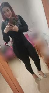 Chica busca chico en Almería: 
