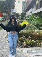 670300214: Chica busca chico en Sevilla