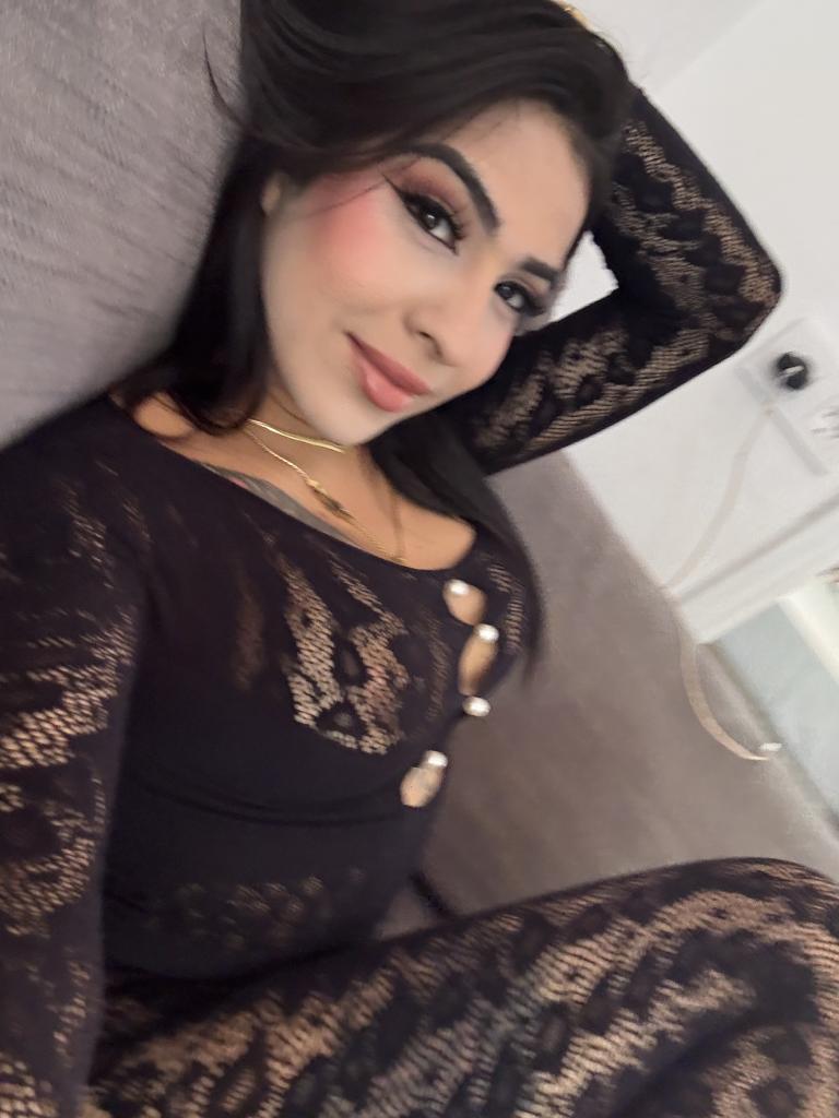 697626376: Travesti en Barcelona