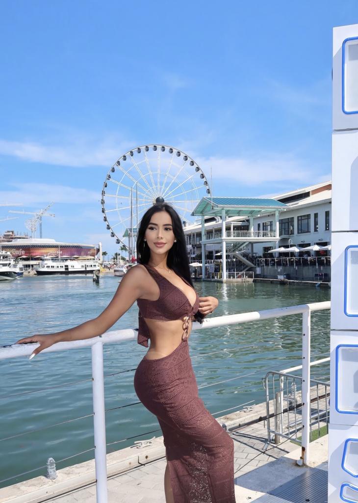 Chica busca chico en Barcelona: 
