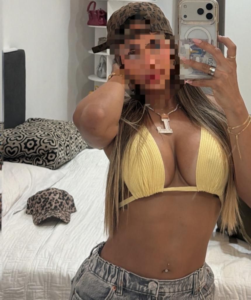 Chica busca chico en Cádiz: 
